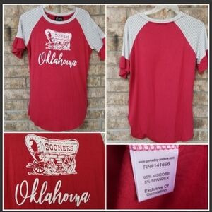 Gameday  Oklahoma SOONERS RED CrewNeck S.S. W/Ruffles Shirt (Womens Small)